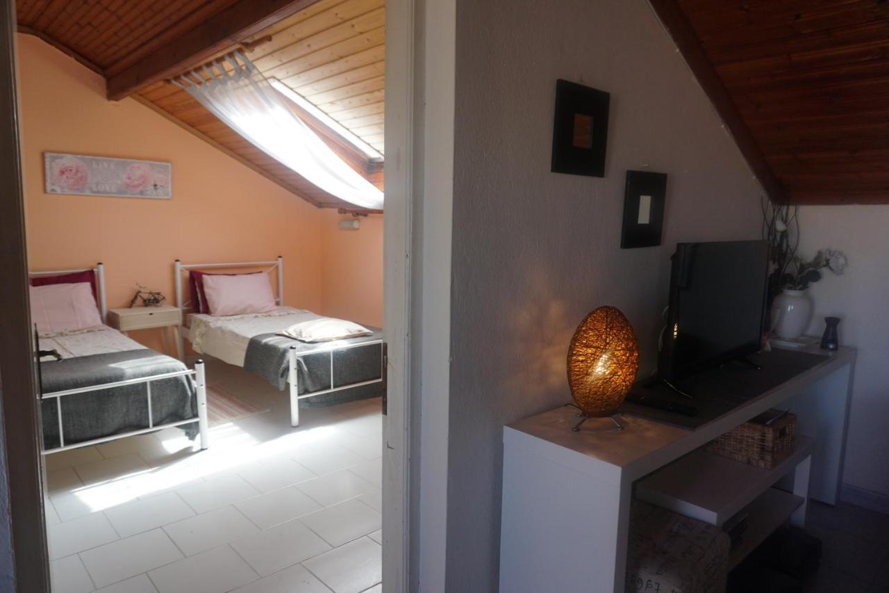 Acharavi Afrodite Apartments מראה חיצוני תמונה