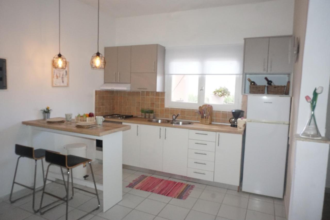 Acharavi Afrodite Apartments מראה חיצוני תמונה