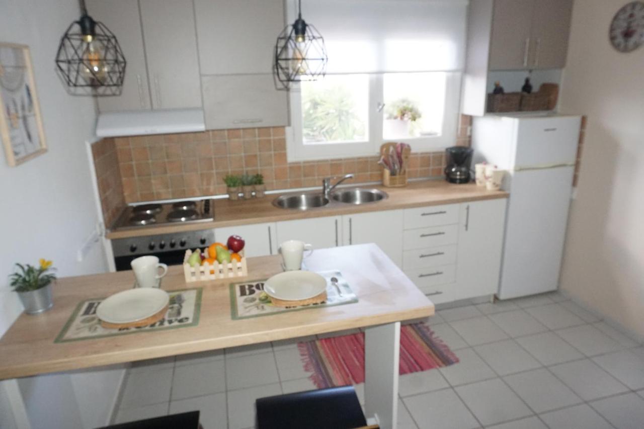 Acharavi Afrodite Apartments מראה חיצוני תמונה