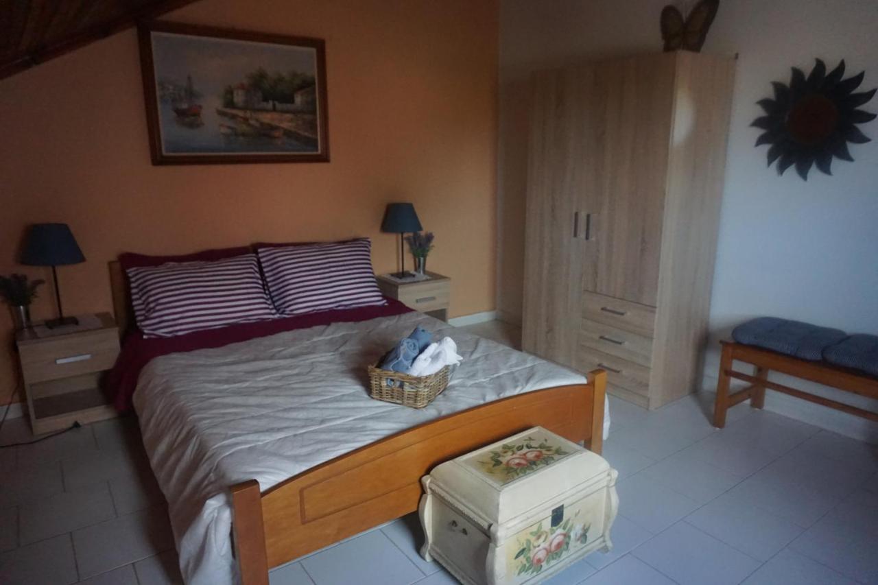 Acharavi Afrodite Apartments מראה חיצוני תמונה