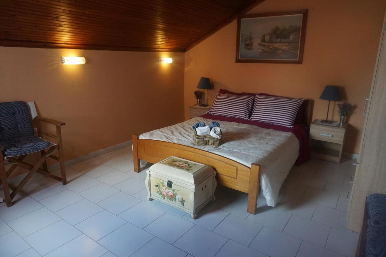 Acharavi Afrodite Apartments מראה חיצוני תמונה