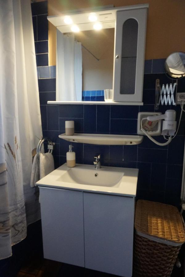 Acharavi Afrodite Apartments מראה חיצוני תמונה